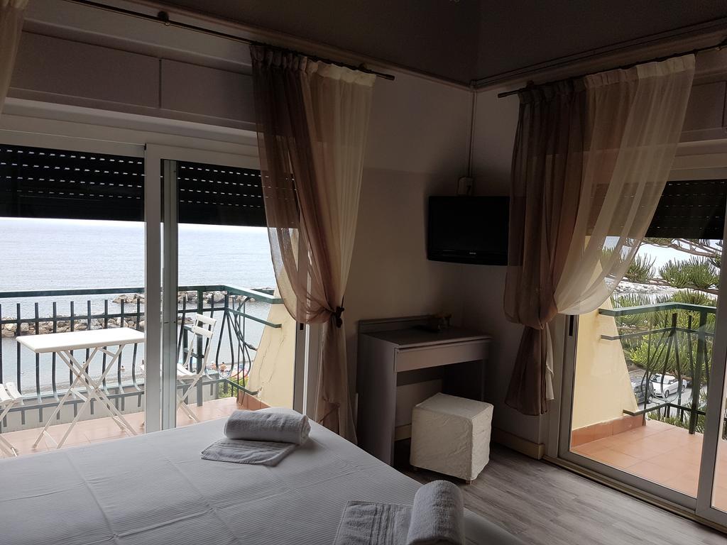 קיאברי Hotel Zia Piera מראה חיצוני תמונה