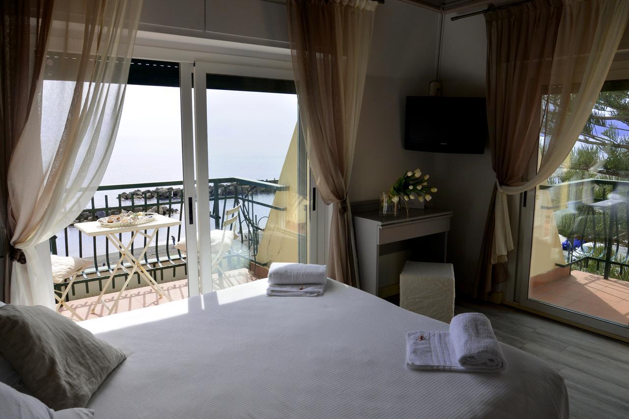 קיאברי Hotel Zia Piera מראה חיצוני תמונה